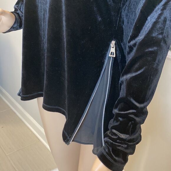 Patrizia Luca Milano black velvet could shoulders top blouse size S - Picture 6 of 10